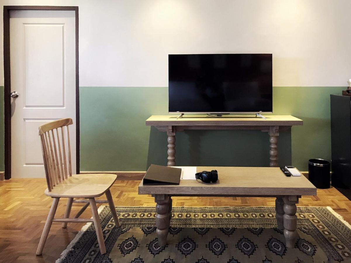 Отель The Raintree 4*